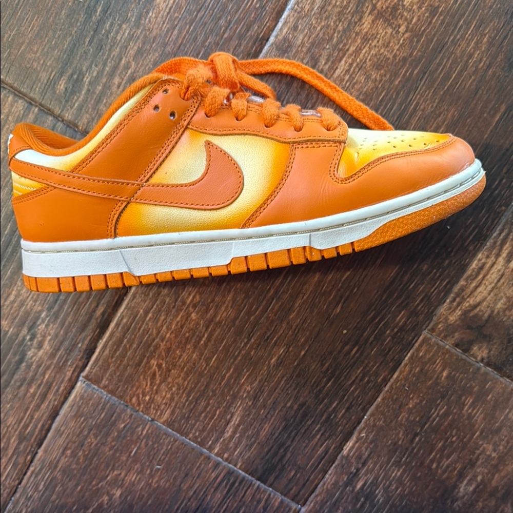 Nike Orange Yellow Sneakers Classic Dunk Silhouette